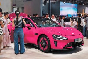 Глобални субекти приветстват водения от потреблението растеж на нацията