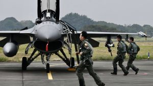 Навременната доставка на американски изтребители F-16V изглежда „предизвикателна“, предупреждава шефът на отбраната на Тайван