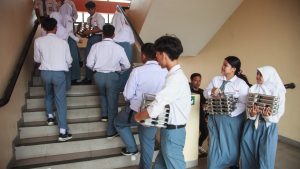 Детският дует от Гуейджоу става вирусен с фолклорната музика на Dong