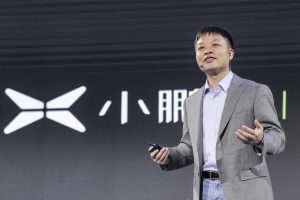 Xpeng пуска X9 Super Range-Extender EV с Bold Robot Demo