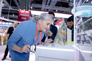 Syngenta сключва ключови сделки за зелено земеделие по време на изложението в Шанхай