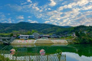 Пет години след бедността: къде е Китай и какво следва