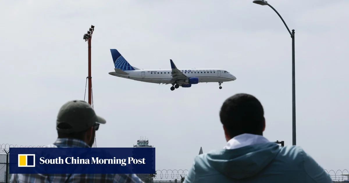 САЩ съкращават въздушния трафик с 10% на пазарите с висок обем