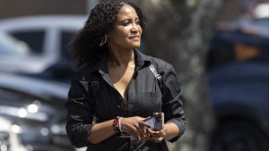 Дъщерята на бившия южноафрикански президент Зума обвинена в набиране на руски наемници