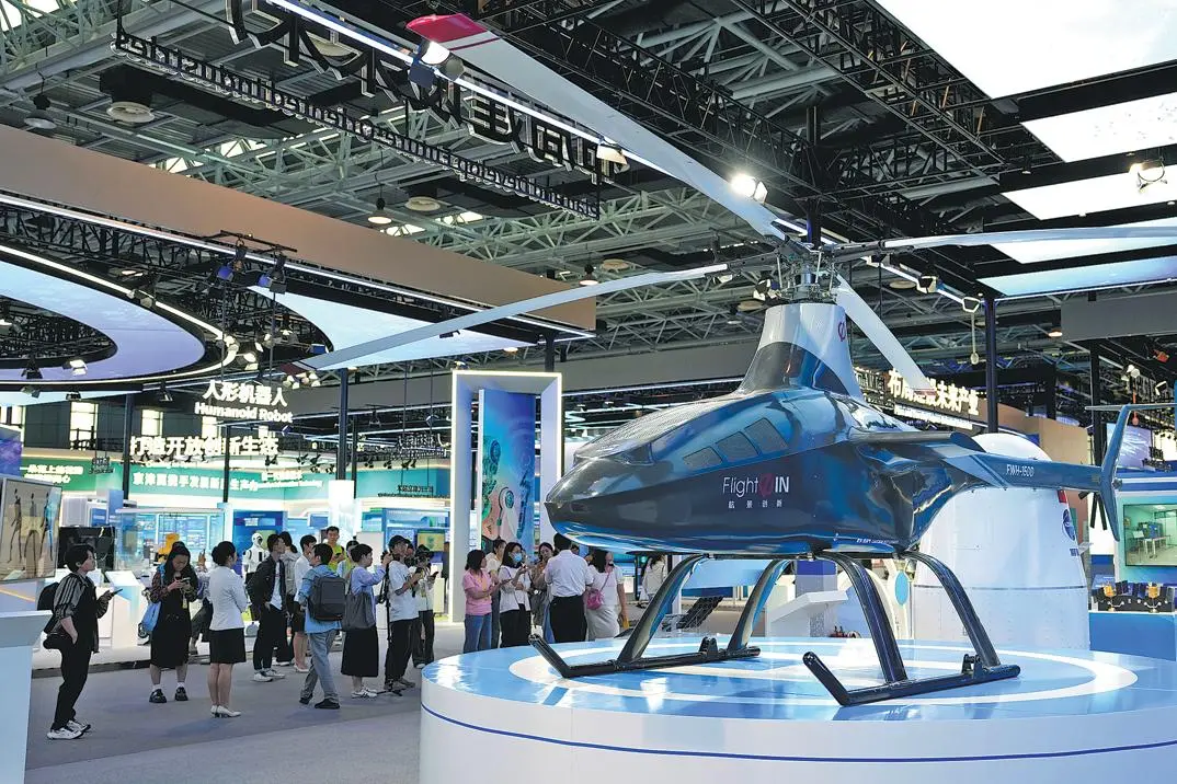 12 000 лв. са дарени за бални рокли в подкрепа на младежи с аутизъм и от уязвими групи след инициатива на МТСП