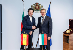 Мирослав Боршош обсъди с посланика на Испания у нас нови възможности за партньорство в областта на туризма