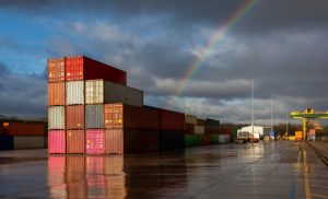 80% от предприятията в ЕС съобщават за ограничения в глобалната верига на стойността