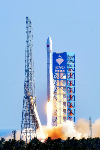 Китай изстрелва ракета Long March 12, разполага сателити за разширяване на космическата мрежа