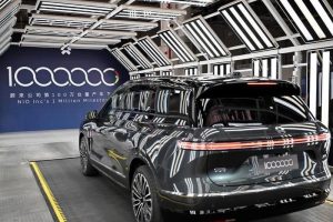 Първата тримесечна печалба подхранва амбициите на Nio