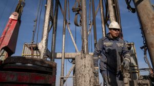 Защо Китай гледа към Централна Азия, докато Близкият изток става все по-рисков