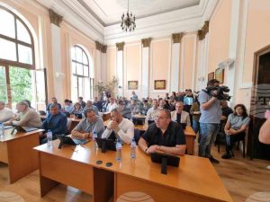 Общинският съвет в Кюстендил прие декларация срещу разполагането на ВЕИ в земеделски земи